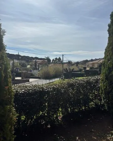 Les Mercadiers Apartament *