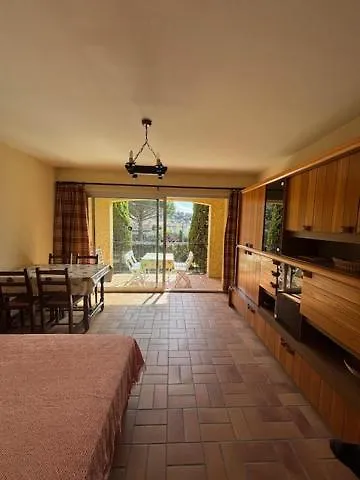 Apartment Les Mercadiers